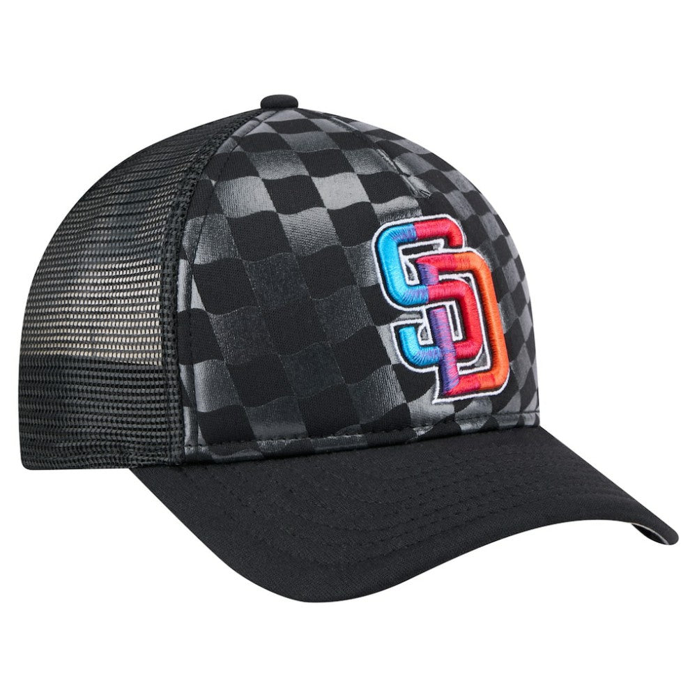 San Diego Padres Gradient 9FORTY A-Frame M-Crown Trucker Adjustable Hat Black