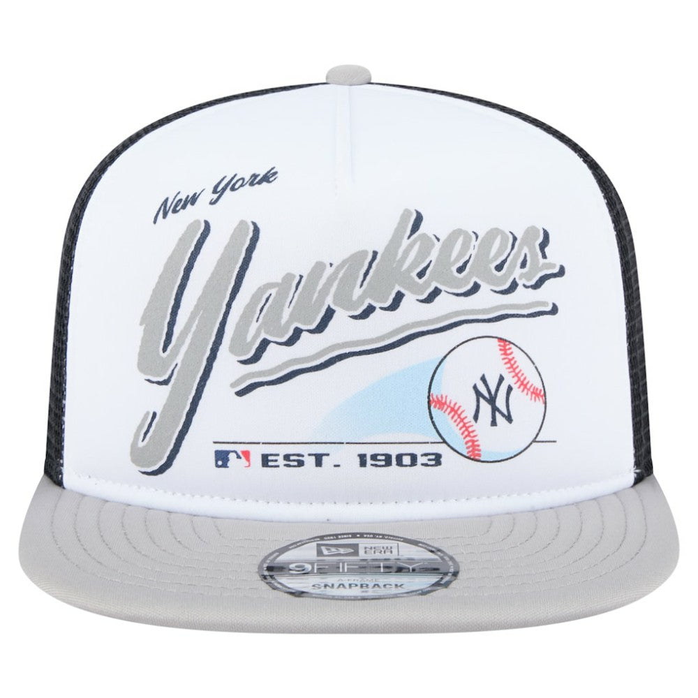 New York Yankees Retro Script Trucker 9FIFTY Snapback Hat White/Gray