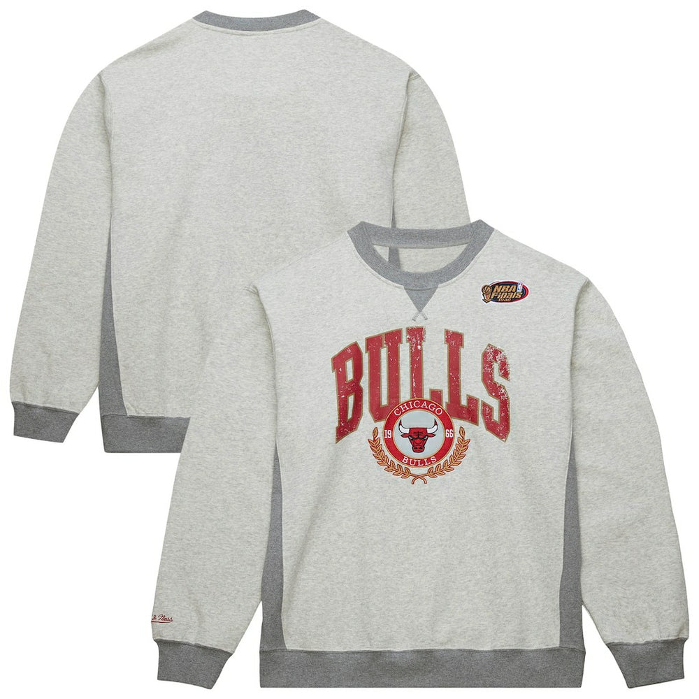 Chicago Bulls Vintage Logo Pullover Sweatshirt - Heather Gray on sale
