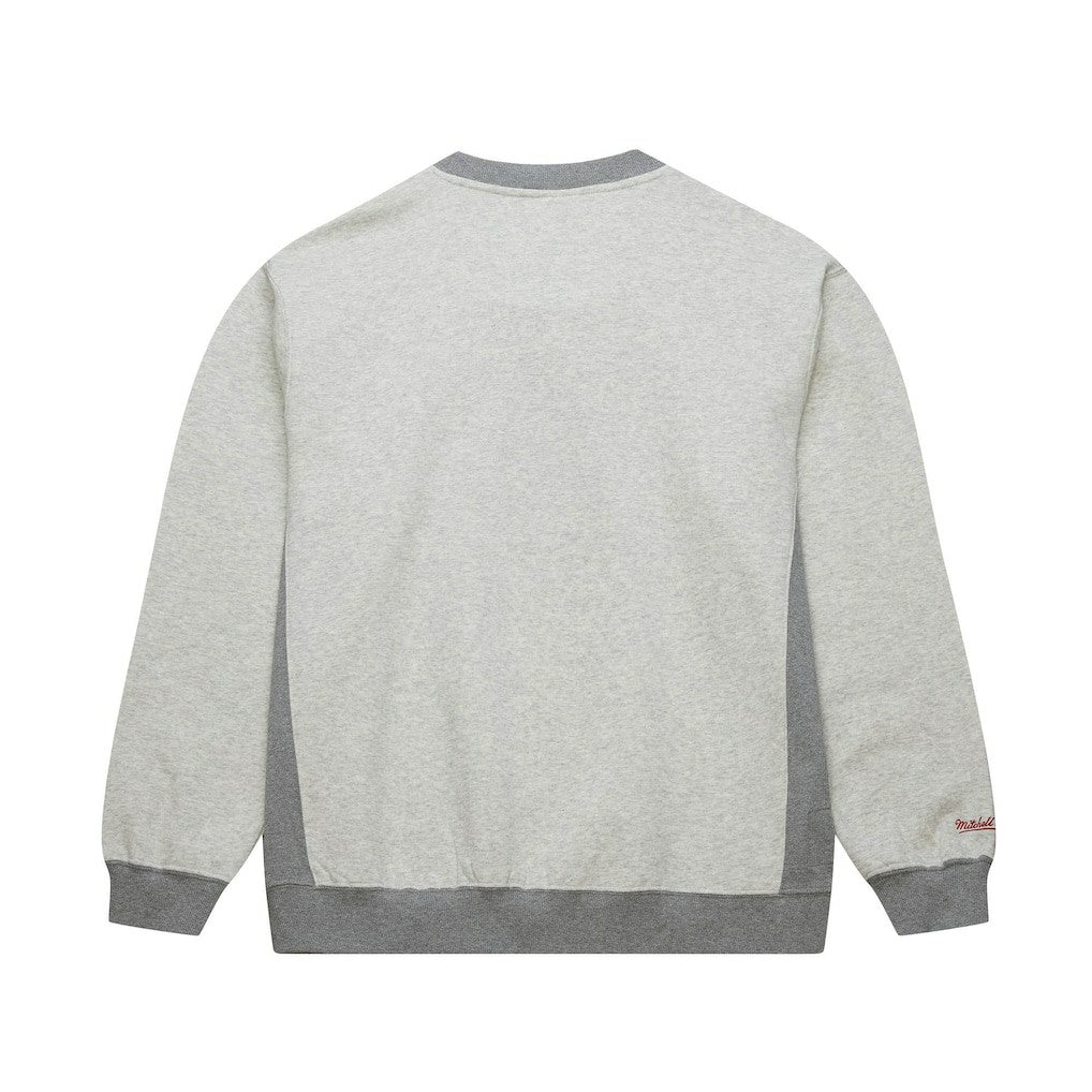 Chicago Bulls Vintage Logo Pullover Sweatshirt - Heather Gray on sale