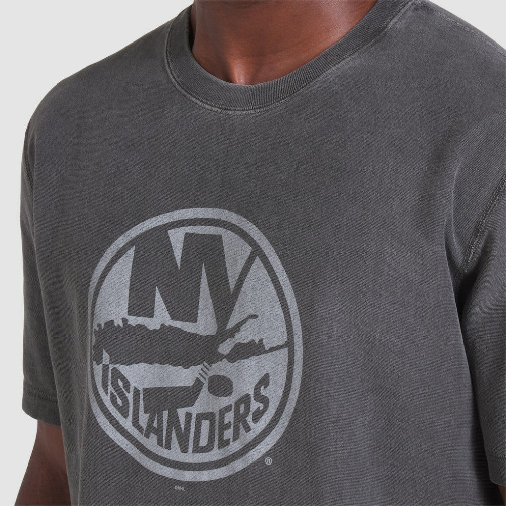 New York Islanders Fanatics Made in Canada T-Shirt - Black T-shirts
