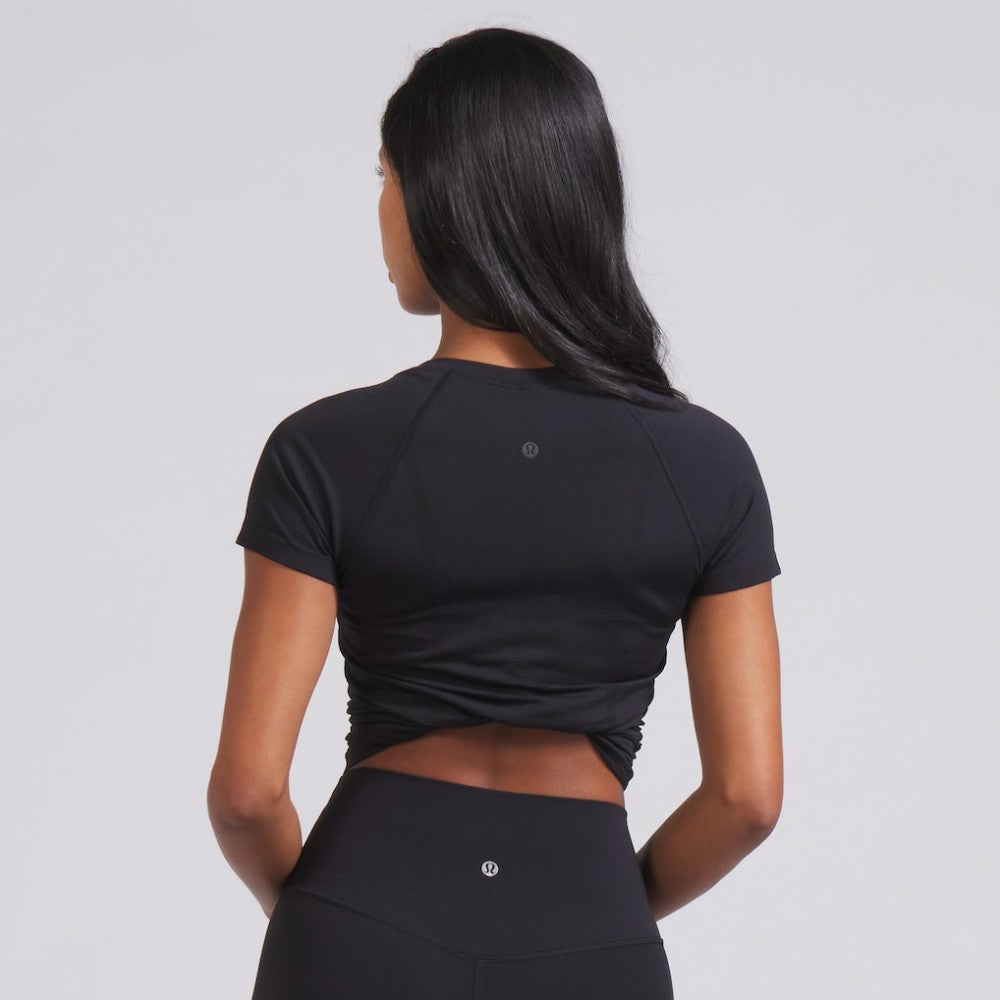 Boston Bruins lululemon Women's Swiftly Tech Short-Sleeve Shirt 2.0 - Black