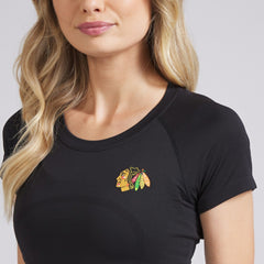 Chicago Blackhawks lululemon Women's Swiftly Tech Short-Sleeve Shirt 2.0 - Black