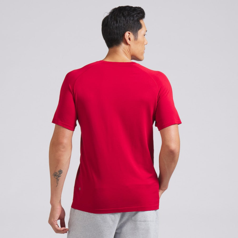 Montreal Canadiens lululemon Metal Vent Tech Short-Sleeve Shirt - True Red