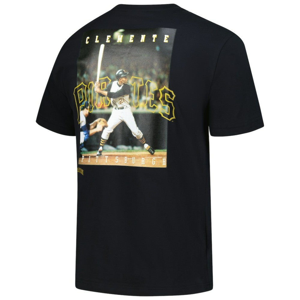 Roberto Clemente Pittsburgh Pirates Legends Collection Vintage Logo T-Shirt Black
