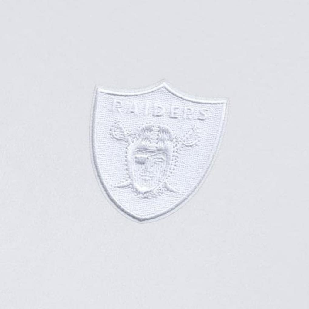 Las Vegas Raiders Antigua Intent Quarter-Zip Top - White cheap