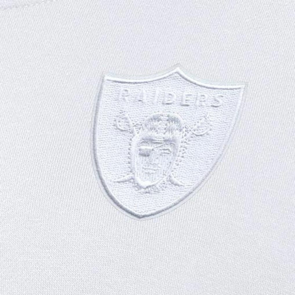 Las Vegas Raiders Antigua Women's Victory Crew Pullover Sweatshirt - White sale