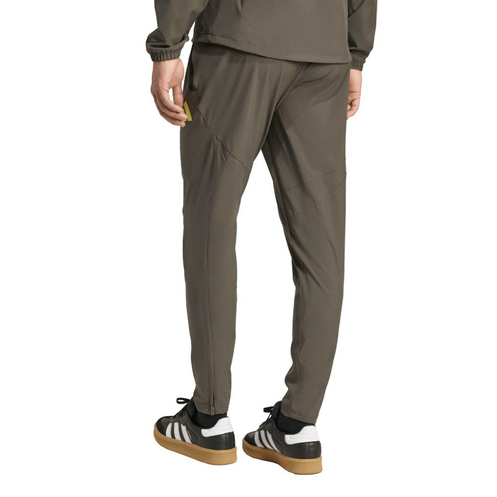 Real Madrid 2025/26 Tiro Vis Tech AEROREADY Travel Pants - Olive cheap