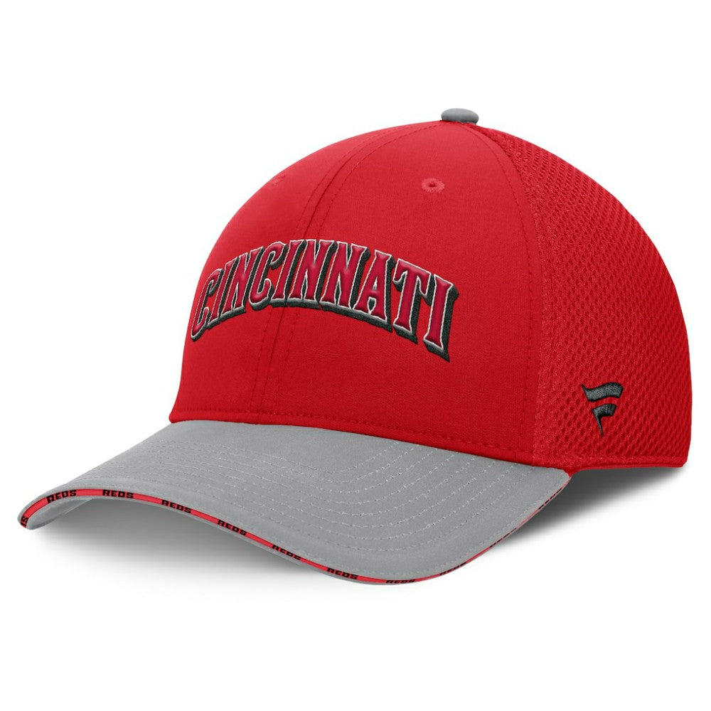 Cincinnati Reds Pennant Flex Hat Red/Gray
