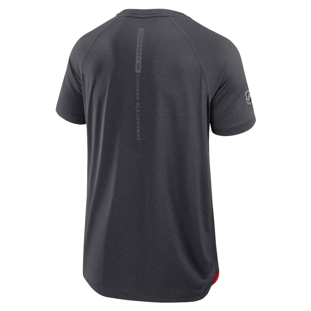 Chicago Blackhawks Fanatics Authentic Pro Rink Raglan Performance T-Shirt - Charcoal T-shirts