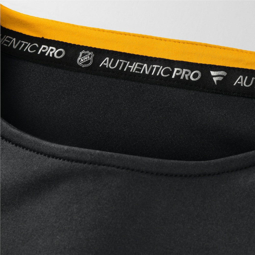 Boston Bruins Fanatics Authentic Pro Rink Tech Long Sleeve T-Shirt - Black T-shirts