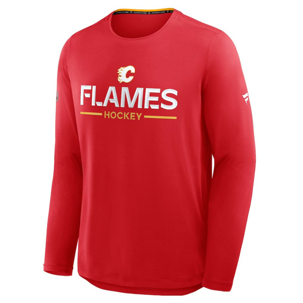 Calgary Flames Fanatics Authentic Pro Rink Tech Long Sleeve T-Shirt - Red T-shirts
