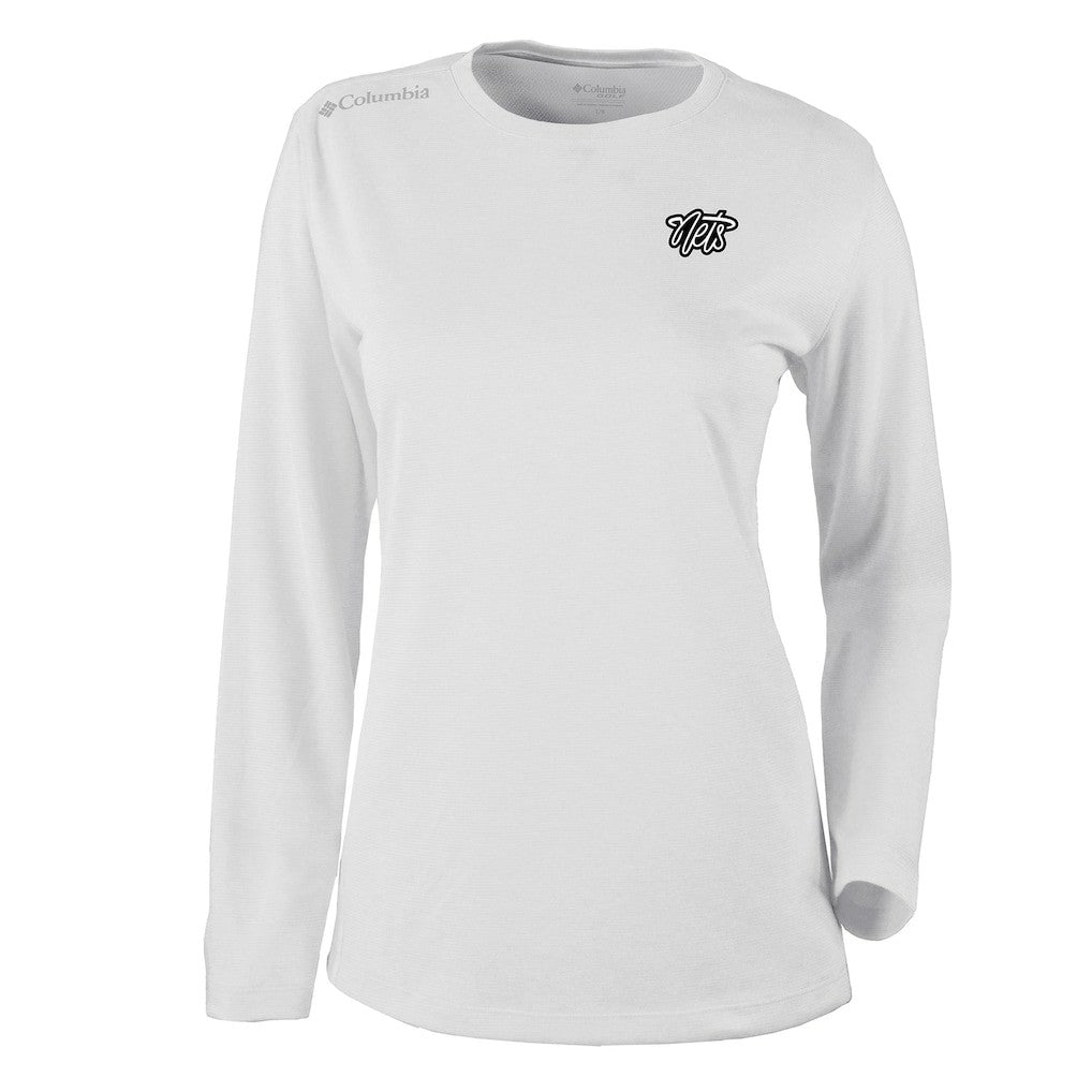 Brooklyn Nets Women's Omni-Wick Shotgun Pullover Top - White on sale