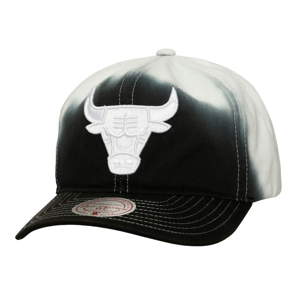 Chicago Bulls Dip Dye Pro Crown Adjustable Hat - Black/White discount