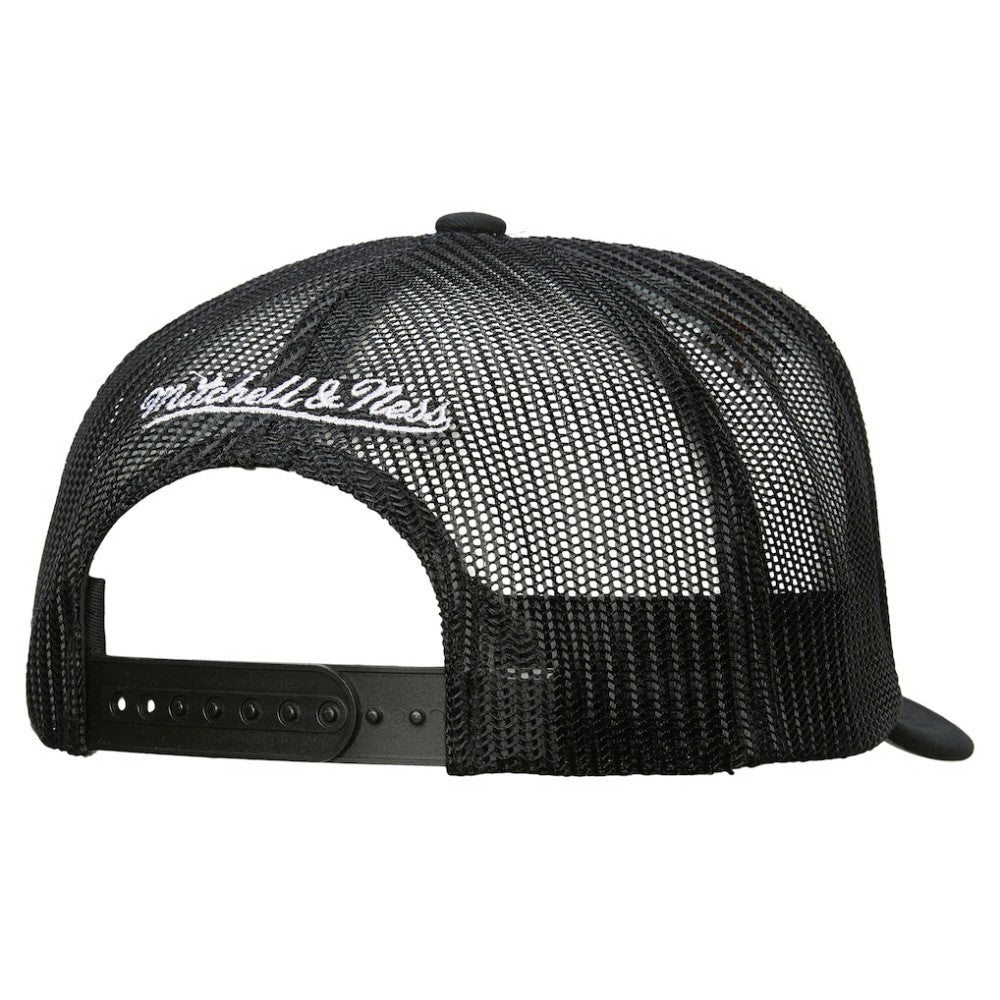 Los Angeles Kings Mitchell & Ness Gridlock Trucker Adjustable Hat - White/Black Hats