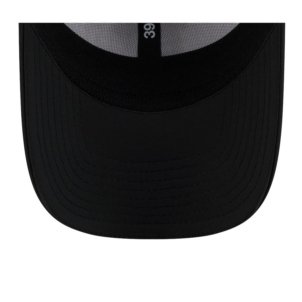 Atlanta Falcons New Era 2025 NFL Training Camp 39THIRTY Flex Hat - White/Black outlet