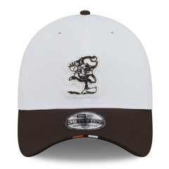 Cleveland Browns New Era 2025 NFL Training Camp Throwback Logo 39THIRTY Flex Hat - White/Brown for sale