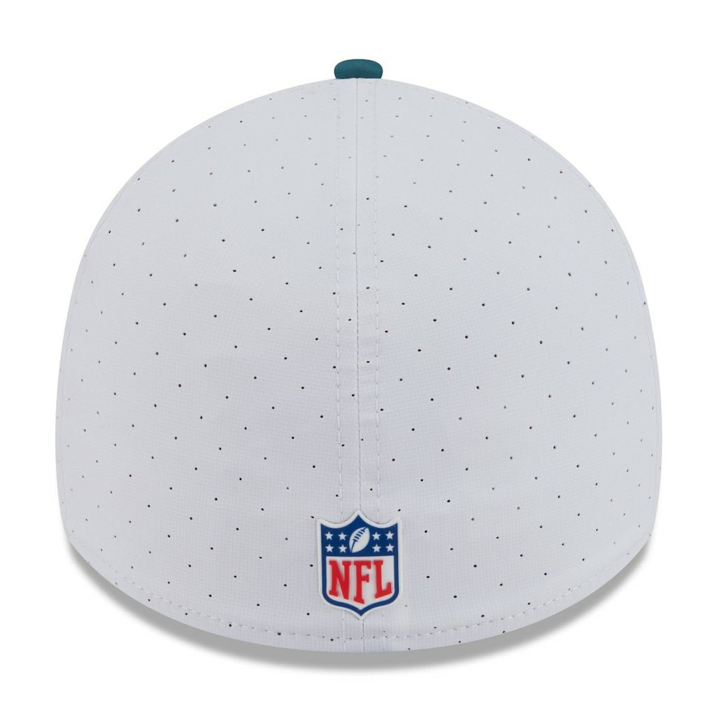 Philadelphia Eagles New Era 2025 NFL Training Camp 39THIRTY Flex Hat - White/Midnight Green on sale