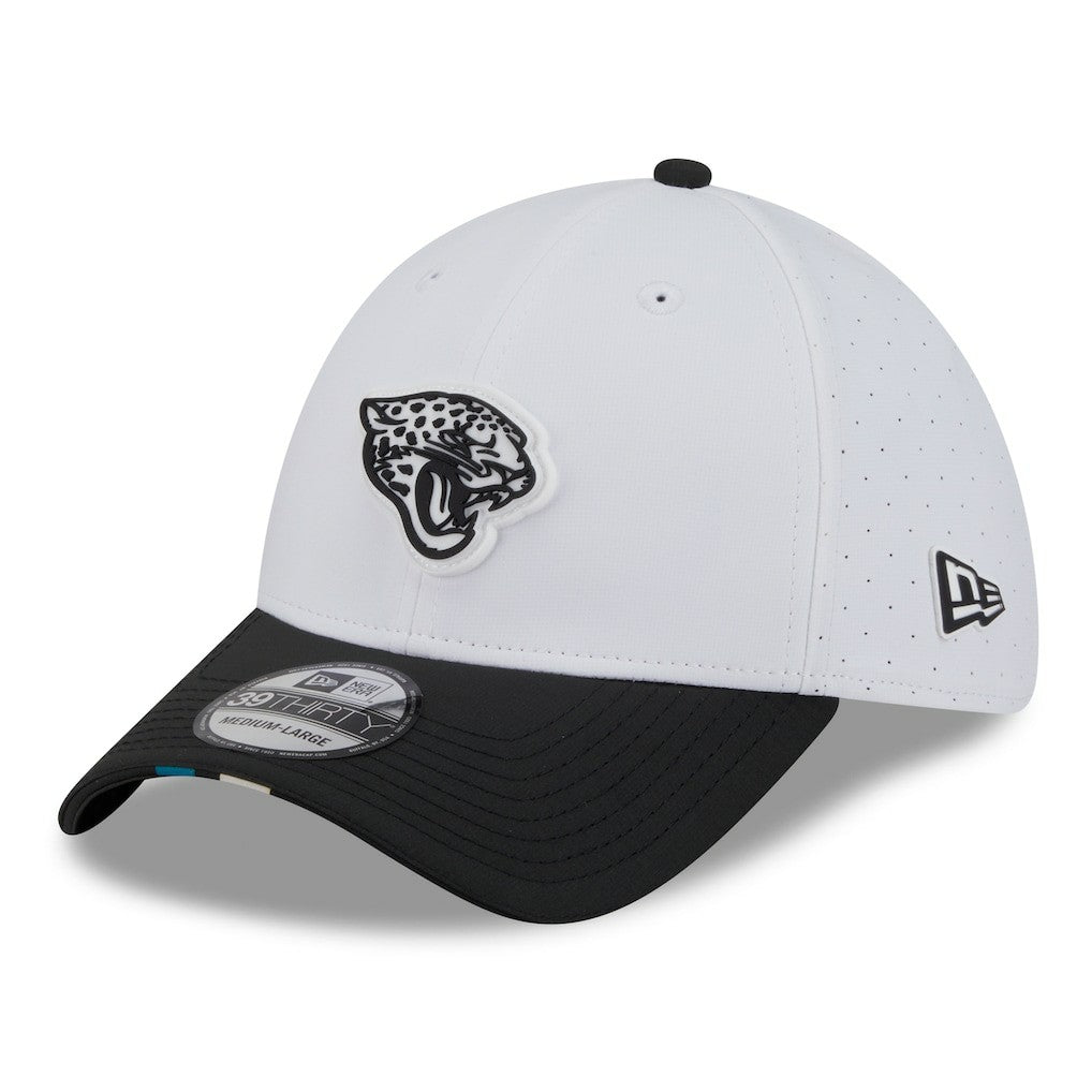Jacksonville Jaguars New Era 2025 NFL Training Camp 39THIRTY Flex Hat - White/Black for sale