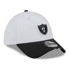 Las Vegas Raiders New Era 2025 NFL Training Camp 39THIRTY Flex Hat - White/Black sale