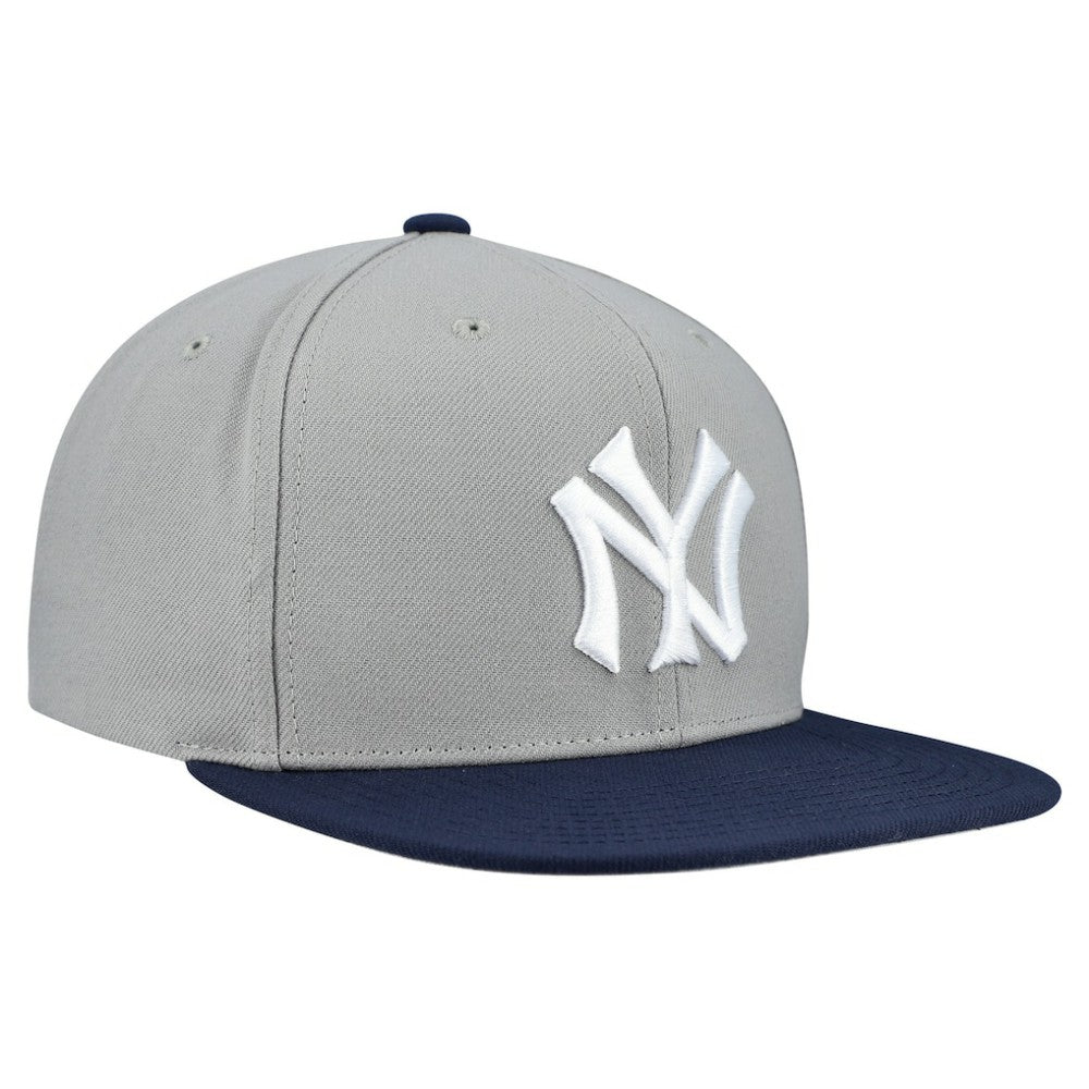 New York Yankees Cooperstown Collection Basic Flip Snapback Hat Gray
