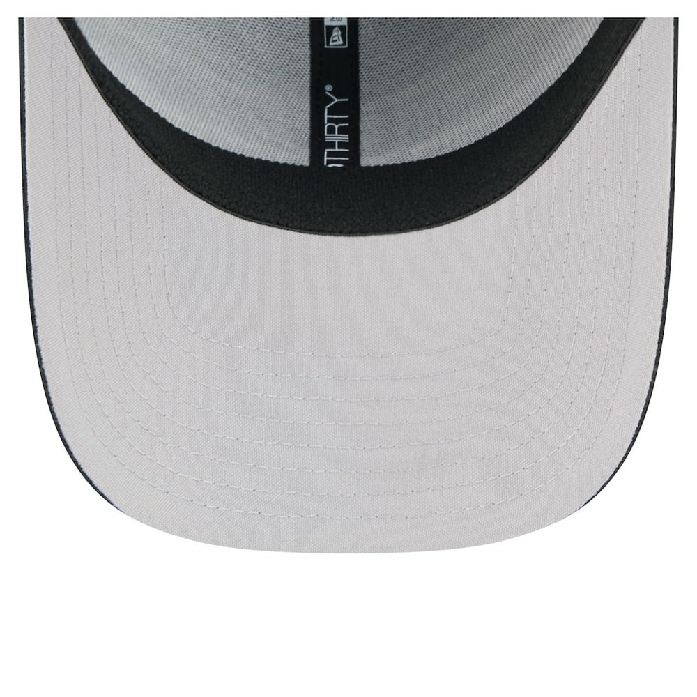 Las Vegas Raiders New Era Stripes 39THIRTY Flex Hat - Black on sale