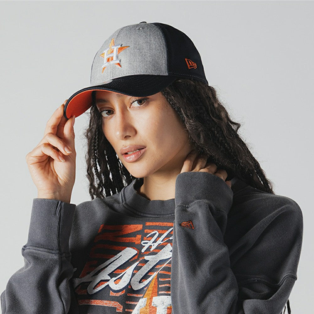 Houston Astros Women's Boxy Mineral Wash Dolmen Sleeve Cropped Sweatshirt Navy