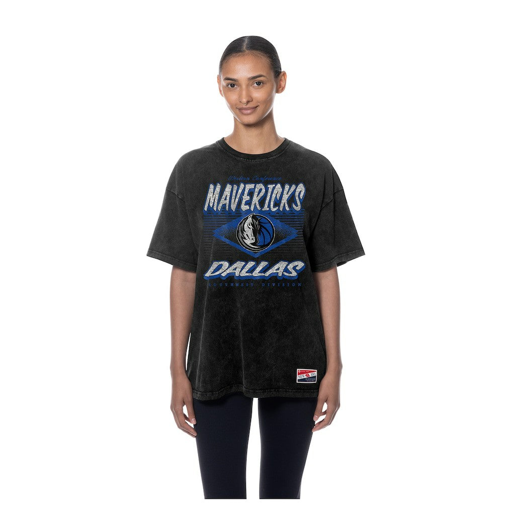 Dallas Mavericks Women's Throwback Mineral Wash Oversized T-Shirt sale - Black cheap