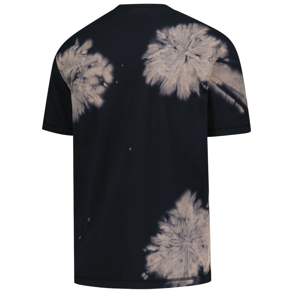 New York Knicks Injection Bleached Out Raw Edge Oversized T-Shirt - Black online