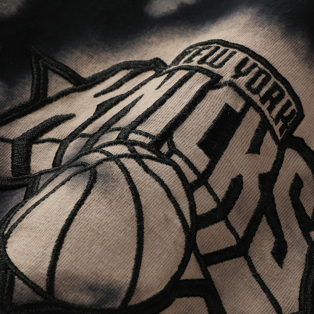New York Knicks Injection Bleached Out Raw Edge Oversized T-Shirt - Black online