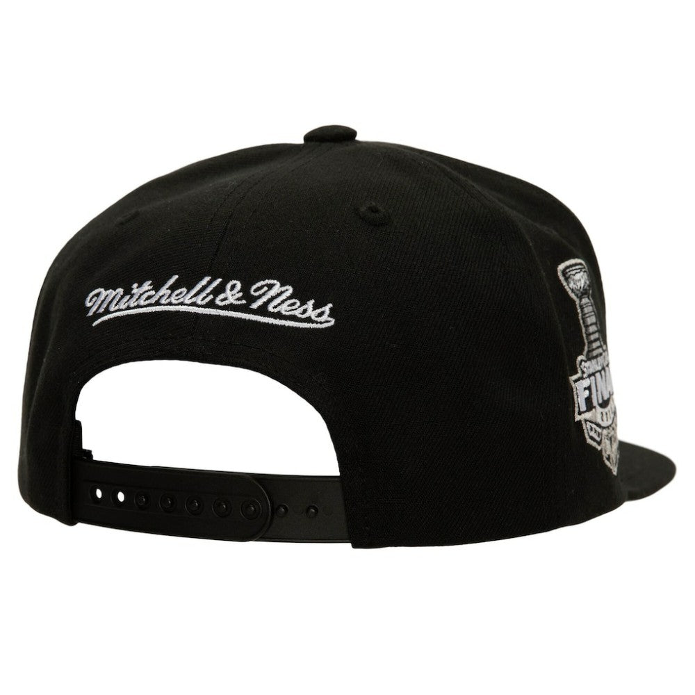 Washington Capitals Mitchell & Ness Core Top Spot Snapback Hat - Black Hats