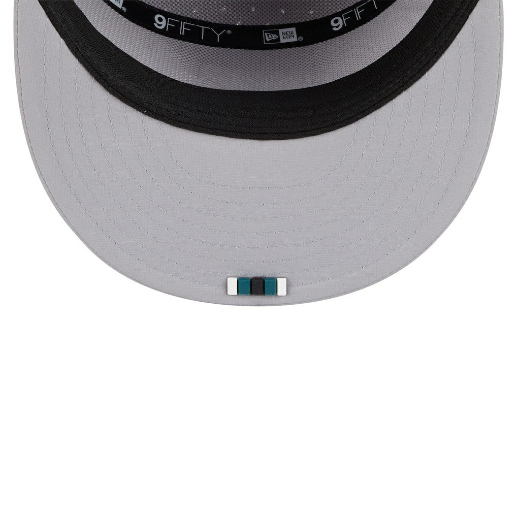 Philadelphia Eagles New Era 2025 Sideline Split Panel 9FIFTY Snapback Hat - Gray on sale