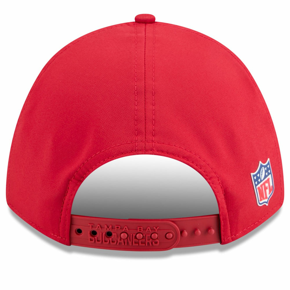 Tampa Bay Buccaneers New Era Youth 2025 Sideline M-Crown 9FORTY Adjustable Hat - Red for sale