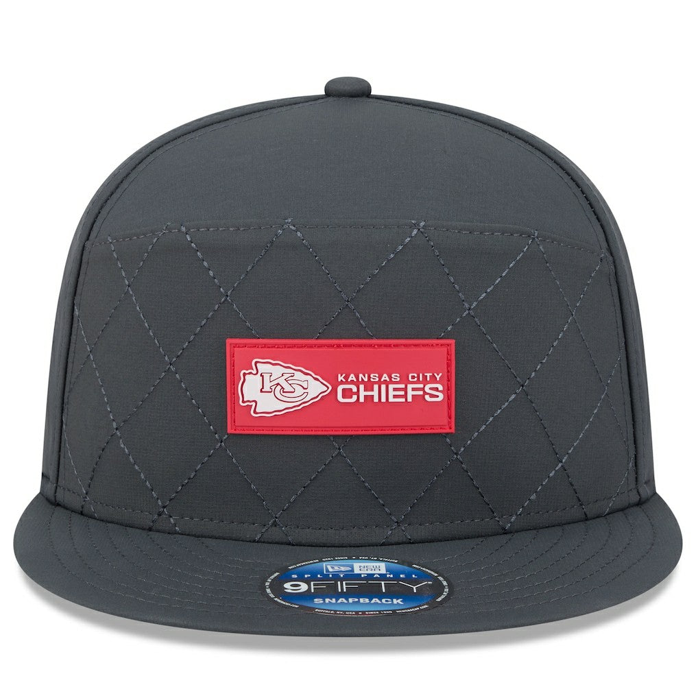 Kansas City Chiefs New Era 2025 Sideline Cold Weather Split Panel 9FIFTY Snapback Hat - Charcoal on sale