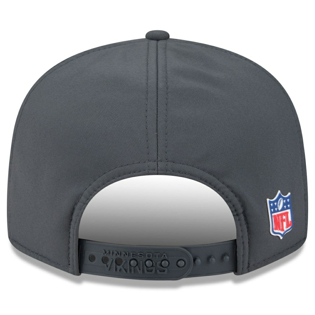 Minnesota Vikings New Era 2025 Sideline Cold Weather Split Panel 9FIFTY Snapback Hat - Charcoal sale