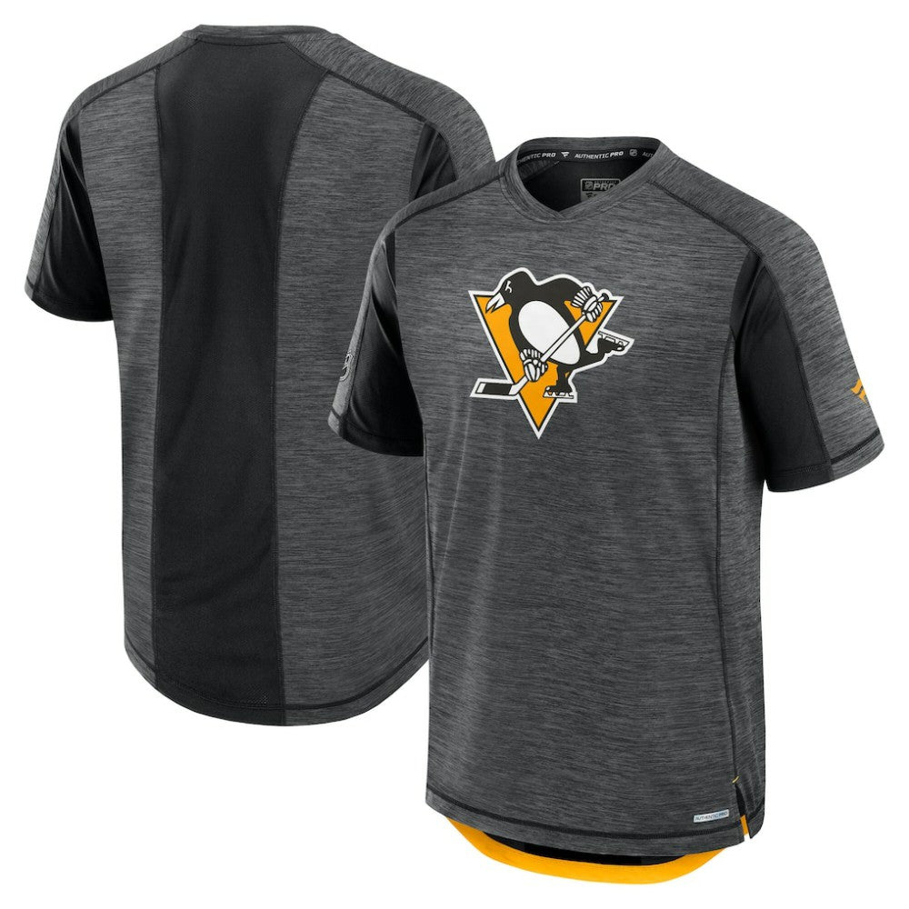 Pittsburgh Penguins Fanatics Authentic Pro Rink Performance T-Shirt - Heather Charcoal T-shirts