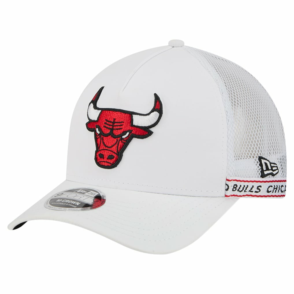 Chicago Bulls Featherweight Team Tape 9FORTY M-Crown A-Frame Adjustable Hat - White for sale