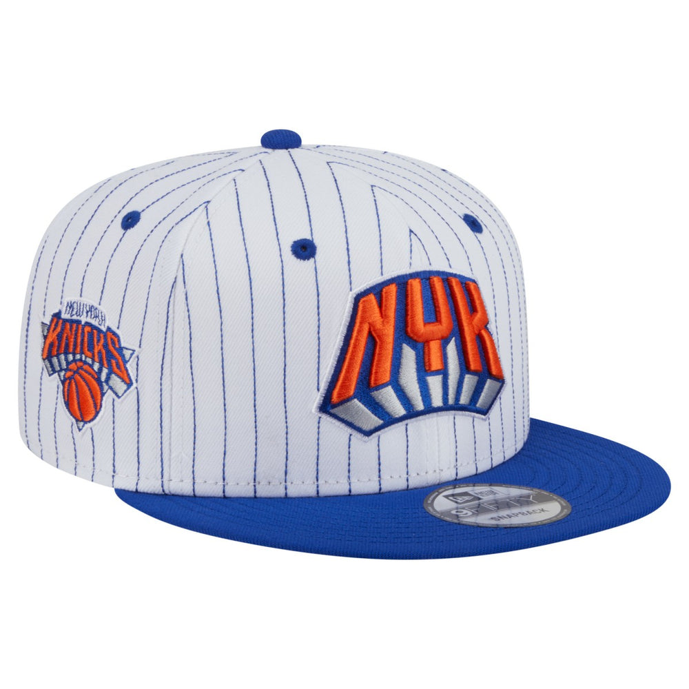 New York Knicks Deceptor Pinstripe 9FIFTY Snapback Hat - White on sale