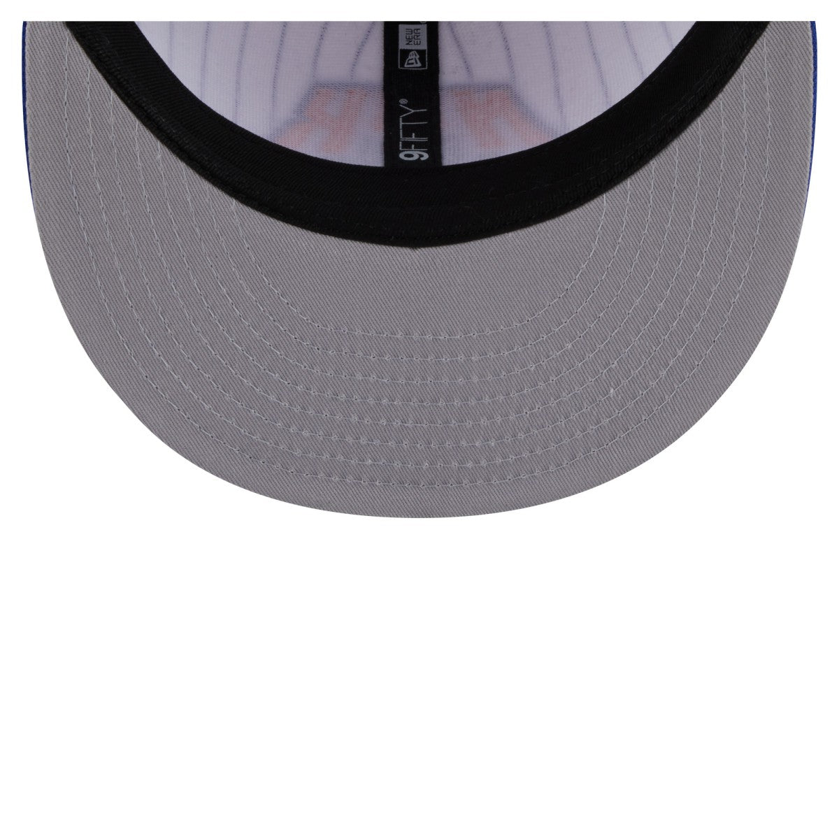 New York Knicks Deceptor Pinstripe 9FIFTY Snapback Hat - White on sale