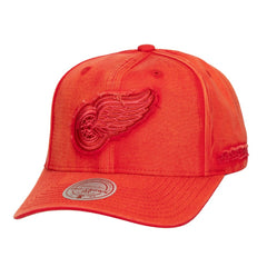 Detroit Red Wings Mitchell & Ness Downtown Snow Wash Pro-Crown Adjustable Hat - Red Hats