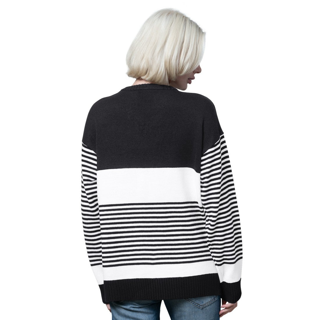 Green Bay Packers Starter Women's No Huddle Striped V-Neck Sweater - Black on sale