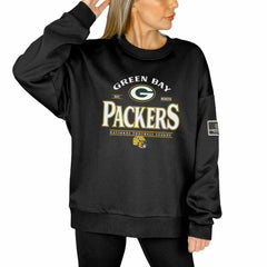 Green Bay Packers Gameday Couture Women's Oversized Players Only Black Label Pullover Sweatshirt - Black for sale