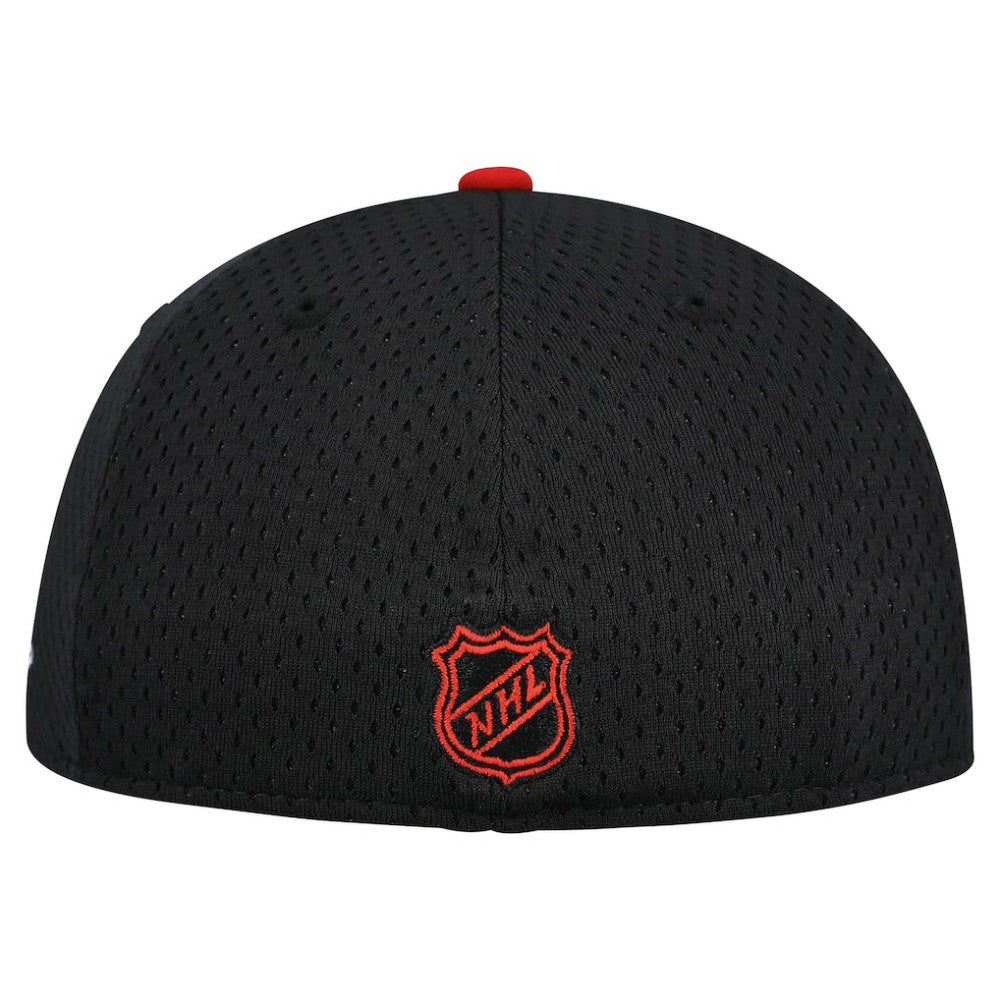 Chicago Blackhawks New Era Mesh Crown Two-Tone 59FIFTY Fitted Hat - Black/Red Hats