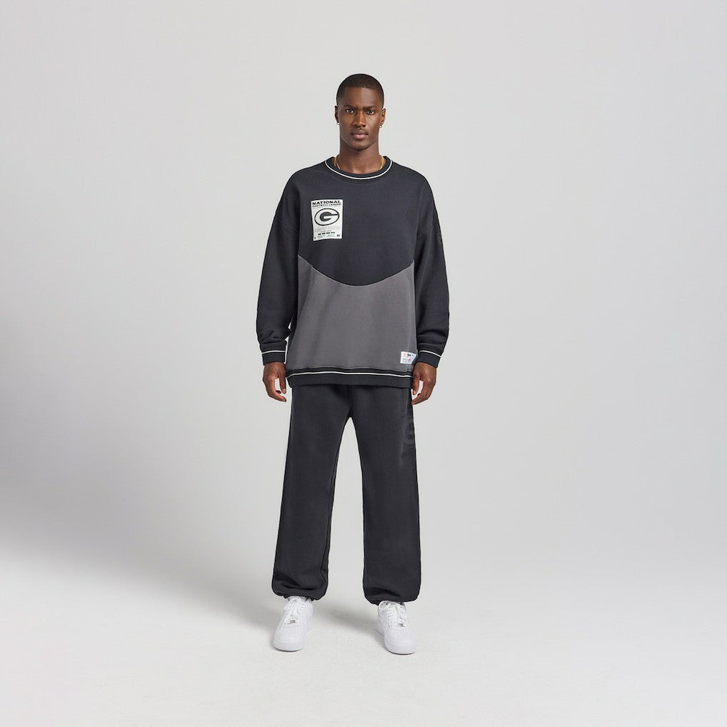 Green Bay Packers Off Season x NFL Unisex Fleece Sweatshirt - Black on sale