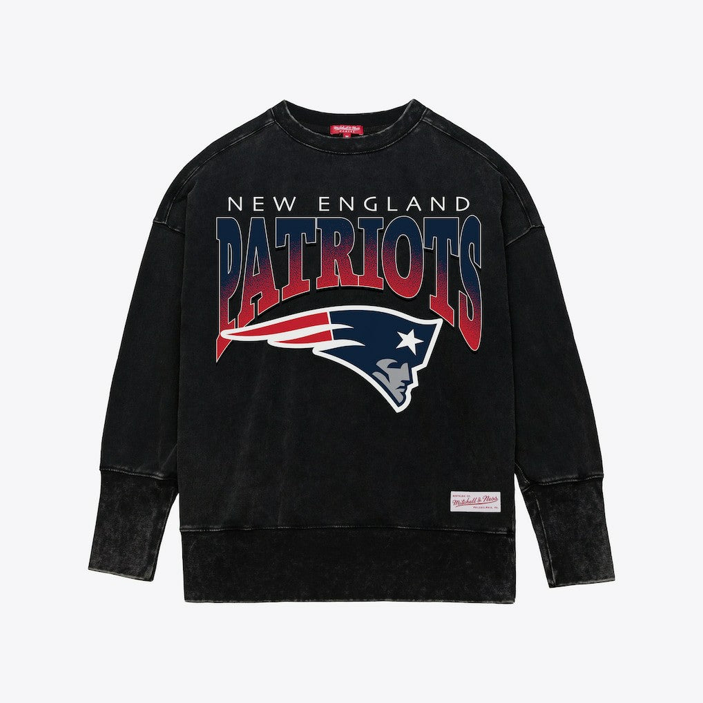 New England Patriots Women's Delineate Mineral Wash Crewneck Sweatshirt - Black discount