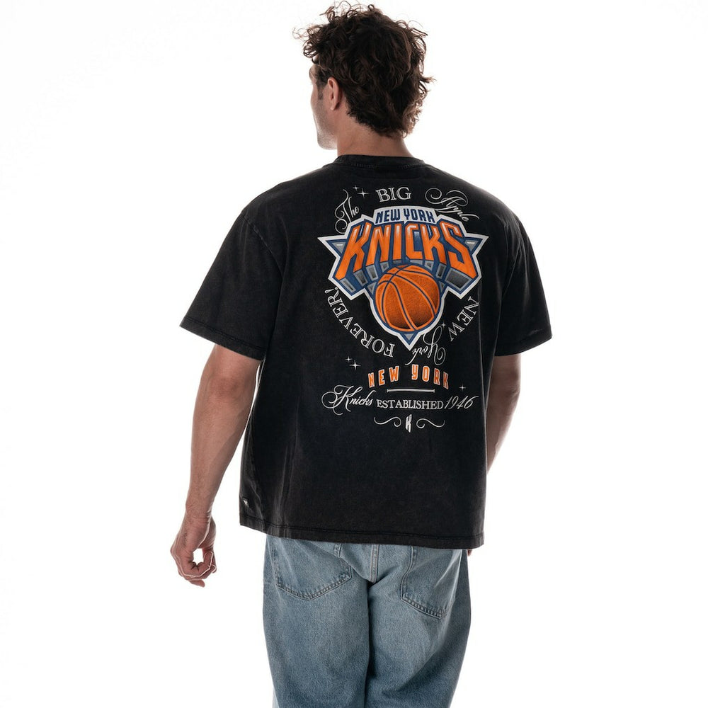 New York Knicks The Wild Collective Unisex Oversized Streetwear T-Shirt - Black on sale
