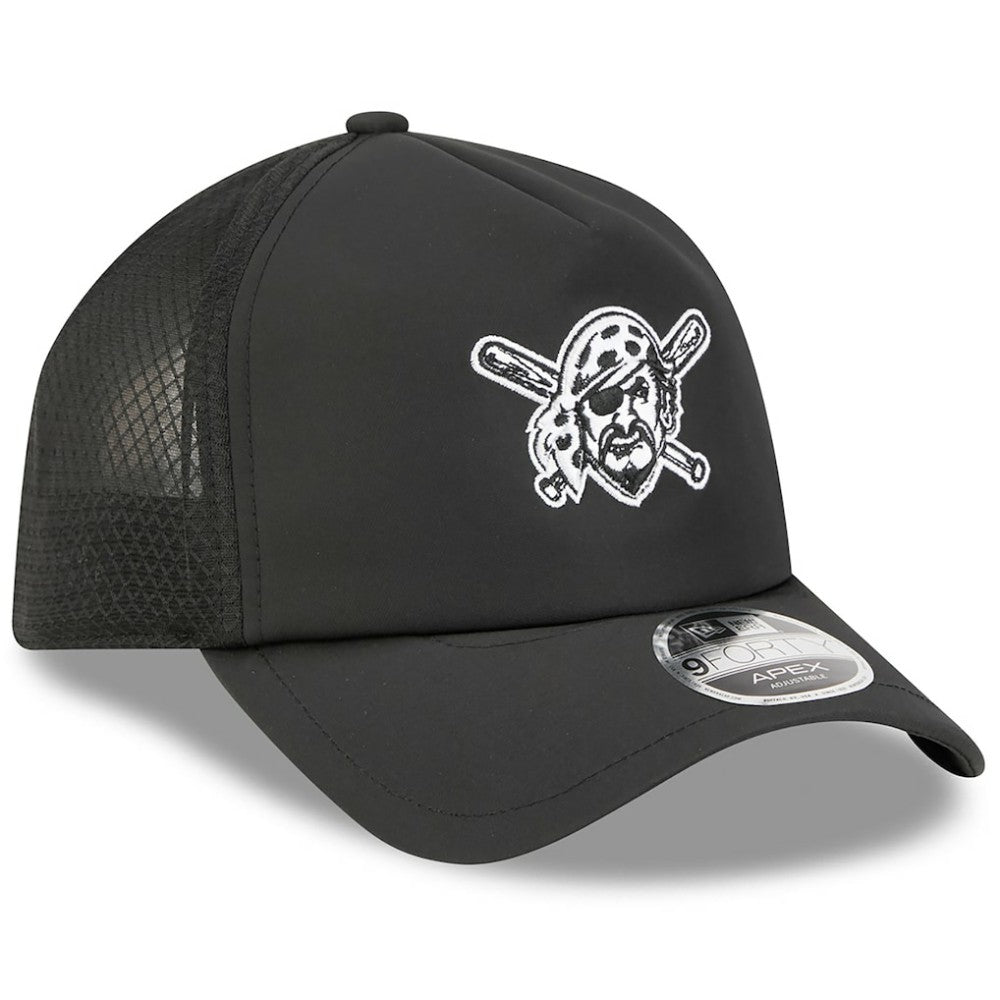 Pittsburgh Pirates 2026 Batting Practice Alternate Apex 9FORTY Adjustable Hat Black