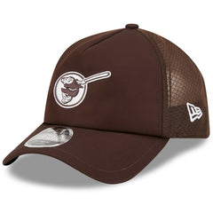 San Diego Padres 2026 Batting Practice Alternate Apex 9FORTY Adjustable Hat Brown