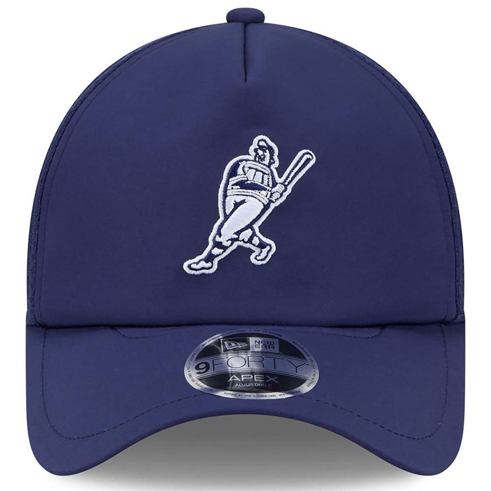 Milwaukee Brewers 2026 Batting Practice Alternate Apex 9FORTY Adjustable Hat Navy