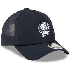 New York Yankees 2026 Batting Practice Alternate Apex 9FORTY Adjustable Hat Navy